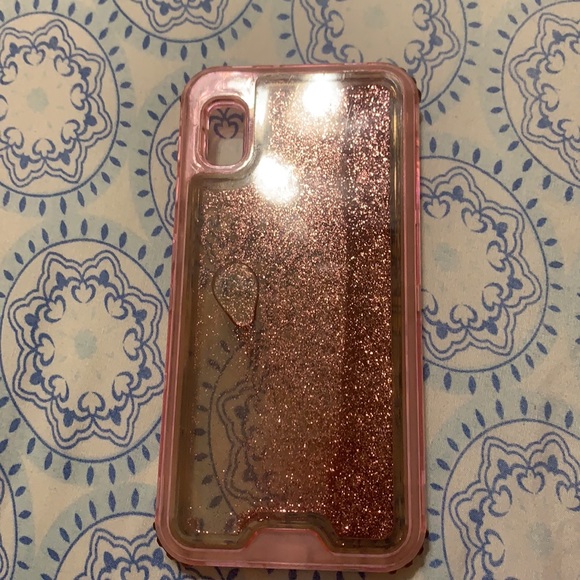 Phone case for Samsung galaxy A10e it’s pink barely used good conditions - Picture 3 of 3